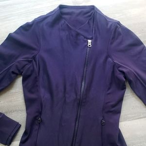 Lululemon deep purple jacket! Full zip!